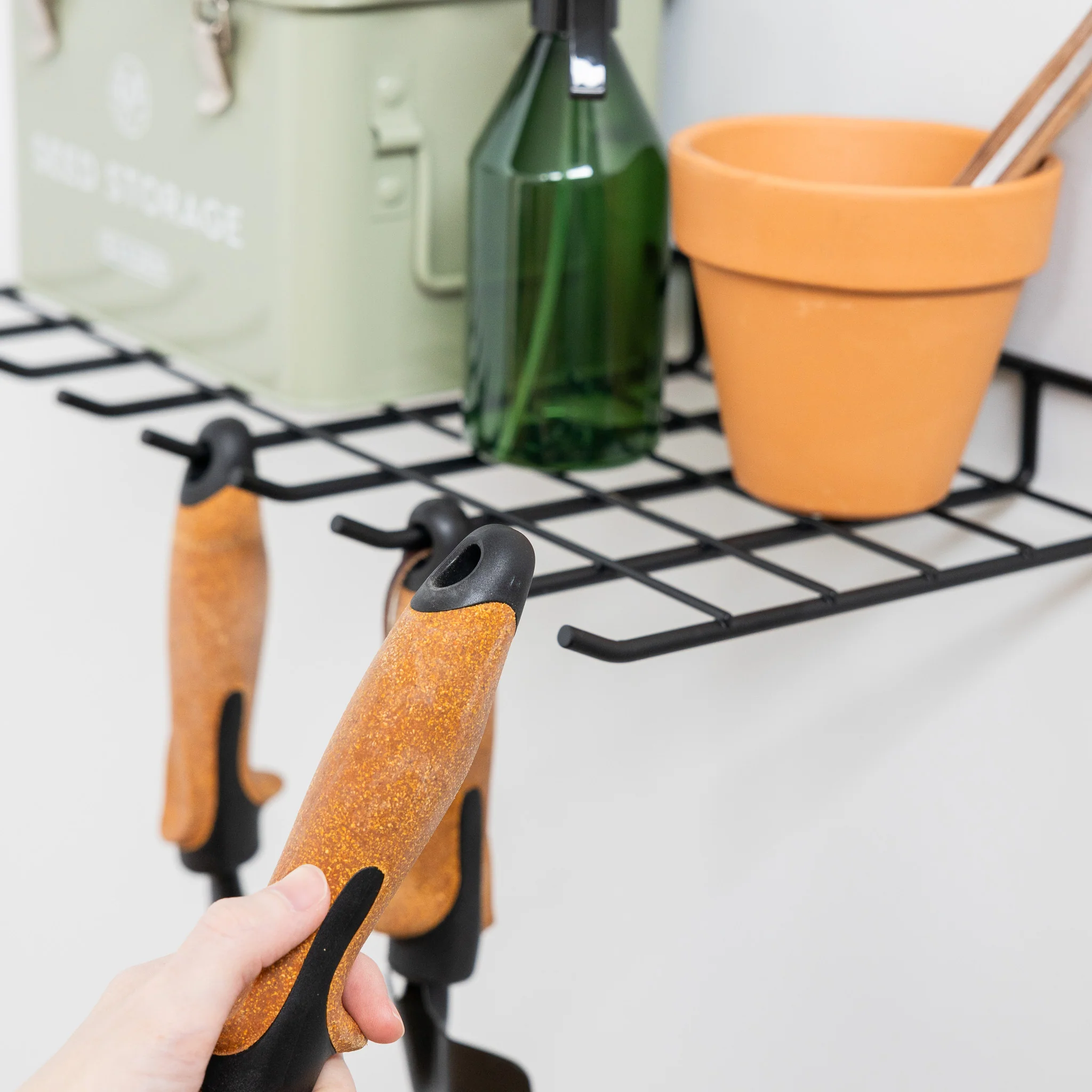 Afton Garden Tool Organizer | Holds 40 lbs - Image 3