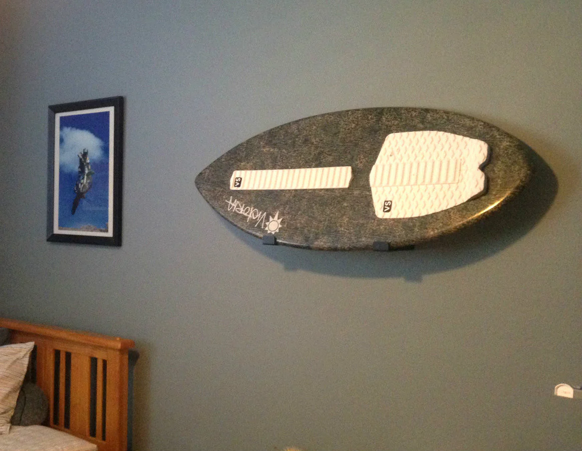 Palm Bay Minimalist Skimboard Display Rack | Holds 30 lbs - Image 4