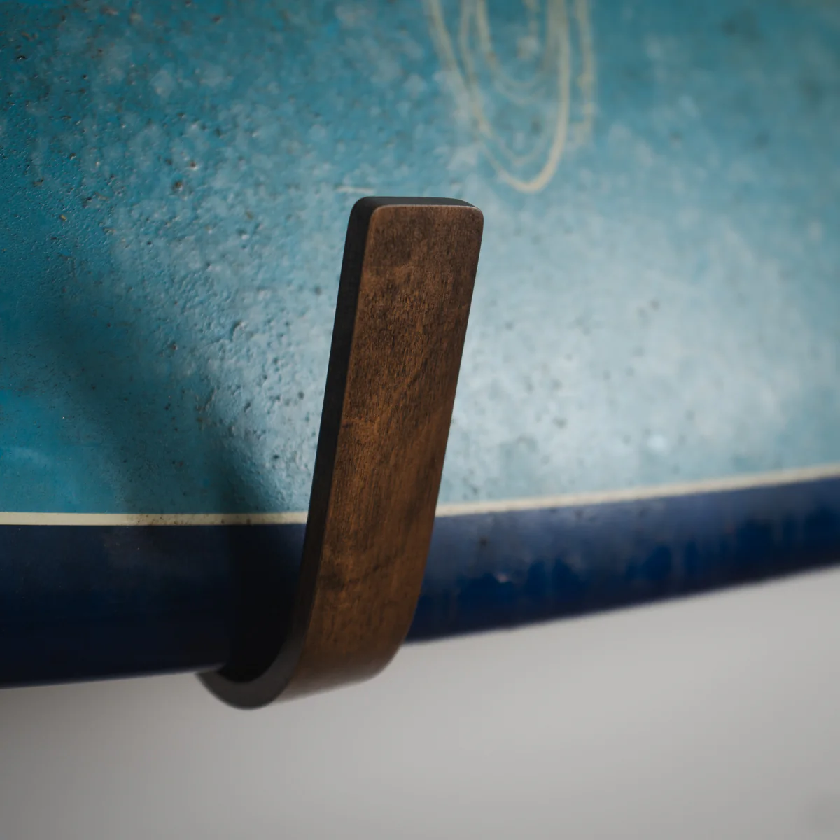 Monterey Minimalist SUP & Surfboard Wood Display Rack | Holds 40 lbs - Image 3