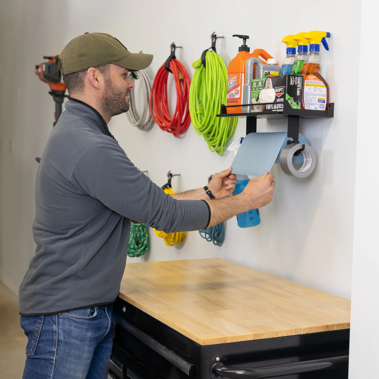 Quick Clean Paper Towel Holder and Wall Shelf - Image 7