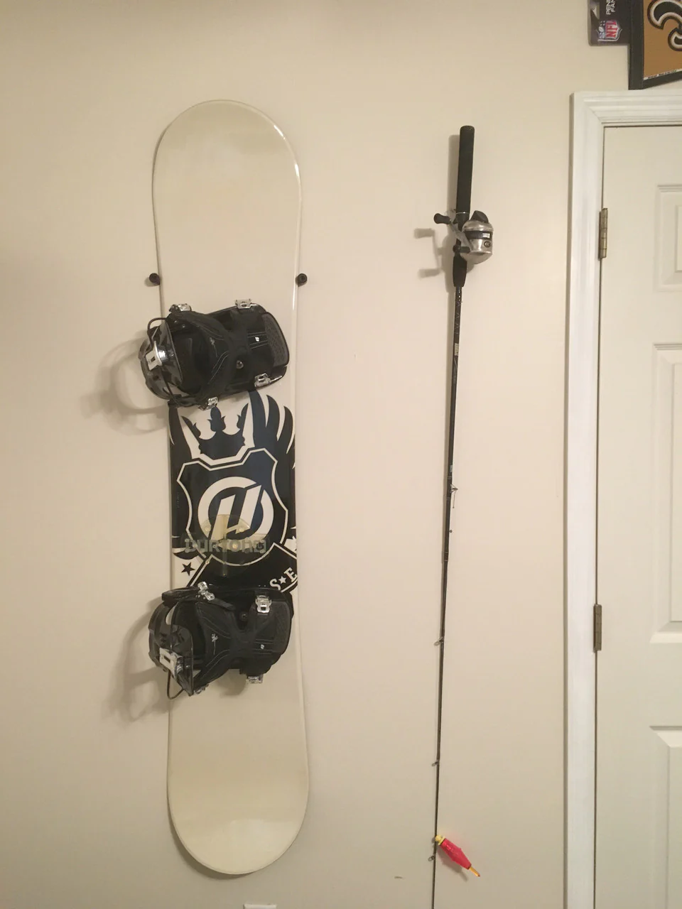 The Cinch Snowboard Display | Floating Rack | 2 Boards - Image 22