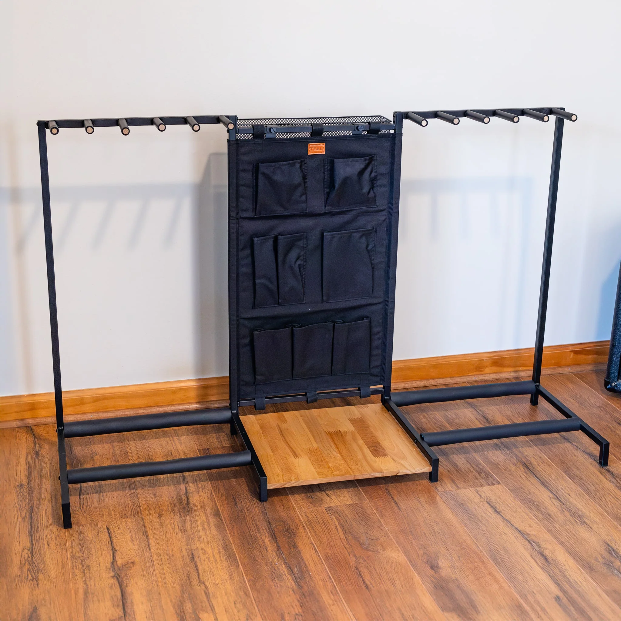 The Headliner 10-Slot Guitar Rack | Black - Image 2